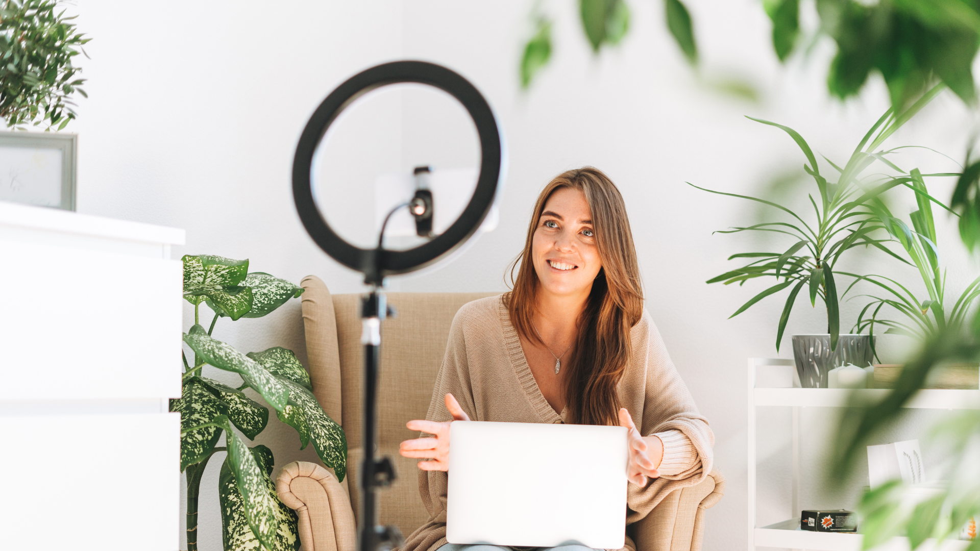 How to Create a Buzz Around Your Shoot Location How to Create a Buzz Around Your Shoot Location